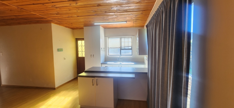 5 Bedroom Property for Sale in Dana Bay Western Cape
